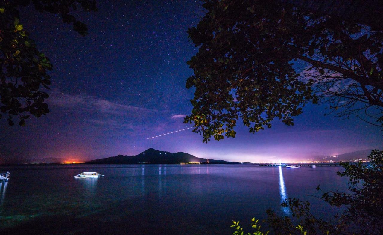 Bunaken Divers Sea Breeze Resort Exterior photo